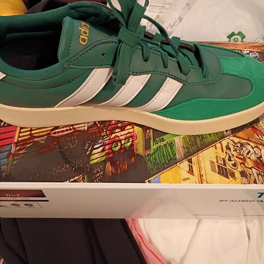 Adidas Mens 12 Worn No More Than 3 Times